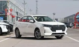 چرا ونوسیا D60 پلاس در بازار خودرو به گزینه ‌ای محبوب تبدیل شده است ؟