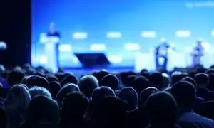 حضور مدیر روابط عمومی دیجی کالا در رویداد بیزینس‌ سامیت