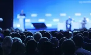 حضور مدیر روابط عمومی دیجی کالا در رویداد بیزینس‌ سامیت