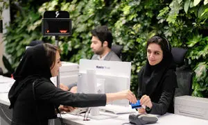 هلدینگ آشنا شش ساله شد