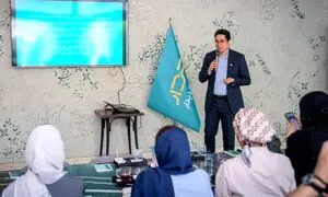 فروش موفق نیازمند تماس بیش از ۵ بار با مشتری