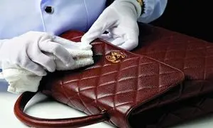 نحوه تمیز کردن چرم طبیعی