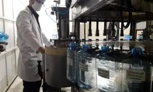 اهدای روزانه 10 هزار بطری الکل 75 درصد به دولت توسط شیرین عسل