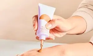 بهترین ضدآفتاب رنگی برای پوست چرب کدام است؟