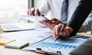 پنل‌ های تخصصی تامین سرمایه امید در نمایشگاه صنعت مالی