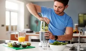 3 شیکر برقی برای درست کردن نوشیدنی خنک در روزهای گرم