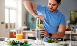 3 شیکر برقی برای درست کردن نوشیدنی خنک در روزهای گرم