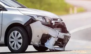 اقدام همدلانه بیمه بازار در همراهی با آسیب دیدگان جنگ