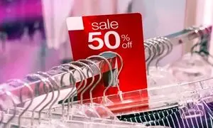 تمام محصولات جین وست نصف قیمت شد