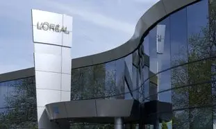 کارمندان لورئال نگران بیکاری خود هستند