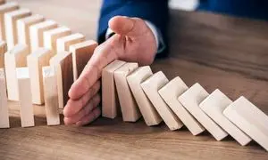برگزاری سمینار «بحران به عنوان یک واقعیت» در مدرسه بازاریابی آو