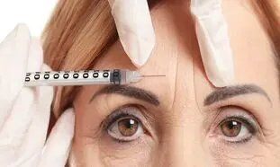 برای تزریق ژل و بوتاکس در اصفهان به کدام کلینیک مراجعه کنیم؟