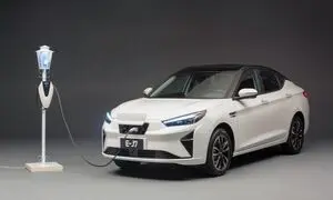 آغاز فروش نقدی و اقساطی خودرو  EJ7 کرمان موتور
