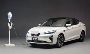 آغاز فروش نقدی و اقساطی خودرو  EJ7 کرمان موتور