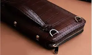 تخفیف های فوق العاده در 13 سالگی چرم نیاوران