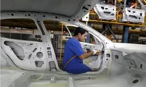 قیمت خودرو هر 3 ماه یک بار بازنگری می‌شود