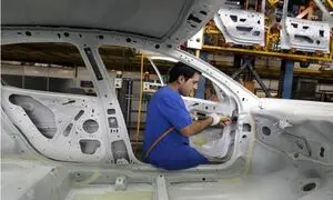 قیمت خودرو هر 3 ماه یک بار بازنگری می‌شود