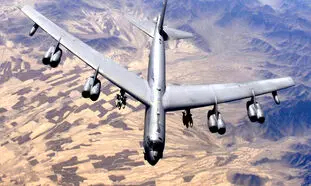 سامانه های دفاع هوایی روسیه در کمین بمب‌افکن‌های B-52 آمریکایی