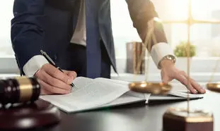 وکیل چک چیست و چه ویژگی هایی دارد؟