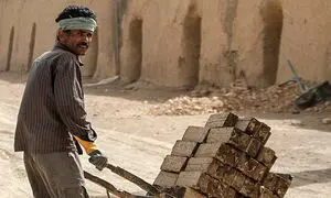 آیا دستمزد کارگران در سال 99 دوباره افزایش می‌یابد؟