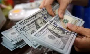 قیمت دلار در دویست قدمی 25 هزار تومان!