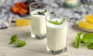 چرا باید دوغ بخوریم؟