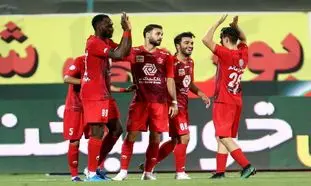 بانک گردشگری تا سال ۱۴۰۱ اسپانسر اصلی باشگاه فوتبال پرسپولیس شد