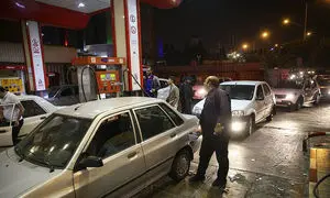 تعطیلی پمپ بنزین‌ها تکذیب شد