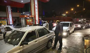 تعطیلی پمپ بنزین‌ها تکذیب شد