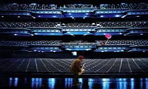 آواز برای صندلی‌های خالی برج میلاد در اوج کرونا