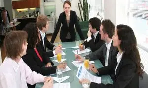 تصمیم‌گیری داده‌محور چیست و چه ویژگی هایی دارد؟