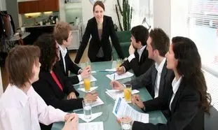 تصمیم‌گیری داده‌محور چیست و چه ویژگی هایی دارد؟