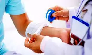 چگونه از زخم‌ خود مراقبت کنیم؟
