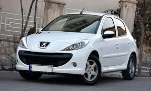 پژو 206 تیپ 5 و پژو 207 دنده ای در بازار چند؟