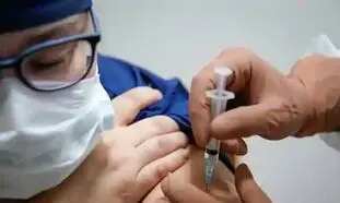 مرگ یک بیمار برزیلی که واکسن کرونا زده بود