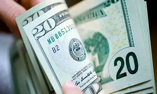 دلار سقوط شدیدی در پیش دارد