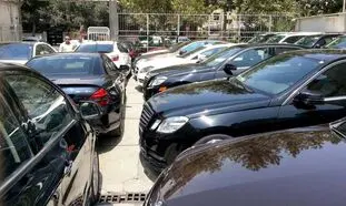 قیمت خودرو خارجی در ایران 2.5 برابر بیشتر از امارات و ترکیه