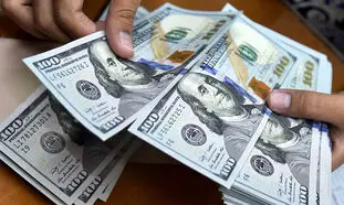 دلار همچنان در حال نزول قیمت است