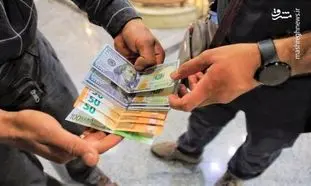 دلار در بازار آزاد به کانال 25 هزار تومان عقب نشست