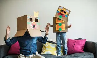 قرنطینه کرونایی و 4 بازی ساده خانگی برای کودکان