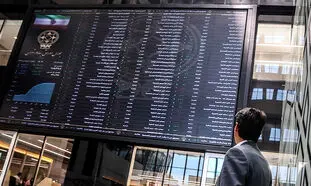دارا سوم در انتظار مثبت شدن بورس