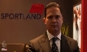 رونمایی از کفش ماراتن اسپورتلند در ریتیل شو