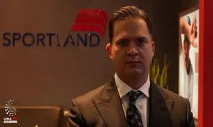 رونمایی از کفش ماراتن اسپورتلند در ریتیل شو