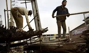 حقوق کارگران 40 درصد افزایش می یابد؟ / افزایش 100 درصدی هم جوابگو نیست