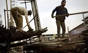 حقوق کارگران 40 درصد افزایش می یابد؟ / افزایش 100 درصدی هم جوابگو نیست
