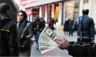 دلار 150 تومان ارزان شد/ استقبال سرد دلالان ارز از پیروزی بایدن