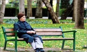 افزایش حقوق بازنشستگان متناسب با گرانی نیست/ اعتراض به متناسب سازی غیردقیق