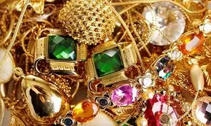 طلا ارزان شد / کاهش قیمت طلا در اولین روز زمستان