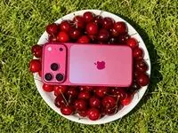 آغاز کمپین شب یلدای میهن با قرعه‌کشی آیفون ۱۸