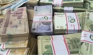 حقوق 26 میلیون تومانی کارمندان شرکت های دولتی/ نجومی‌ بگیران از مریخ نمی آیند!